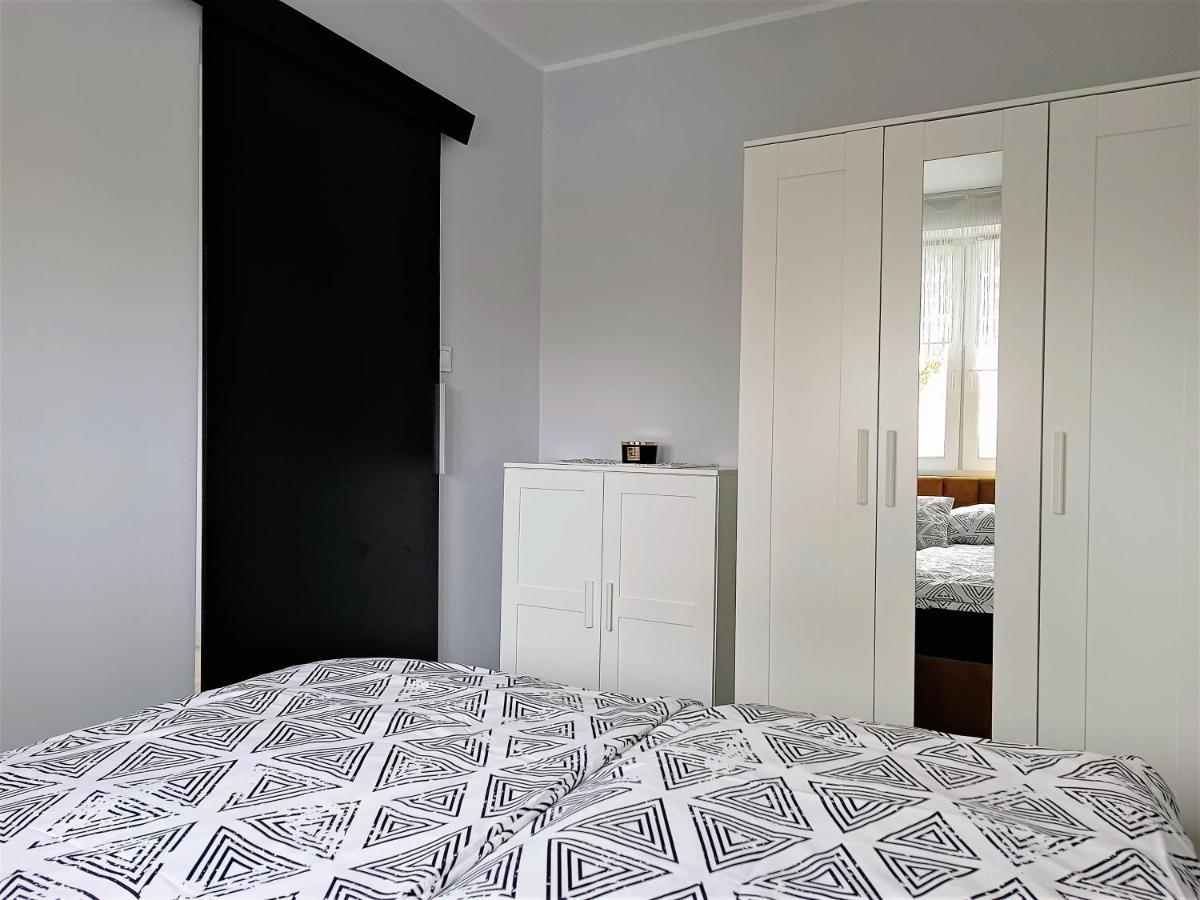 Bursztynowy Apartament Тарновске-Гуры Экстерьер фото